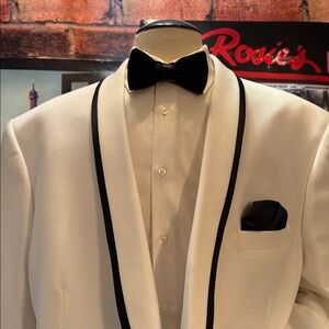 Black Tie White Formal Coat